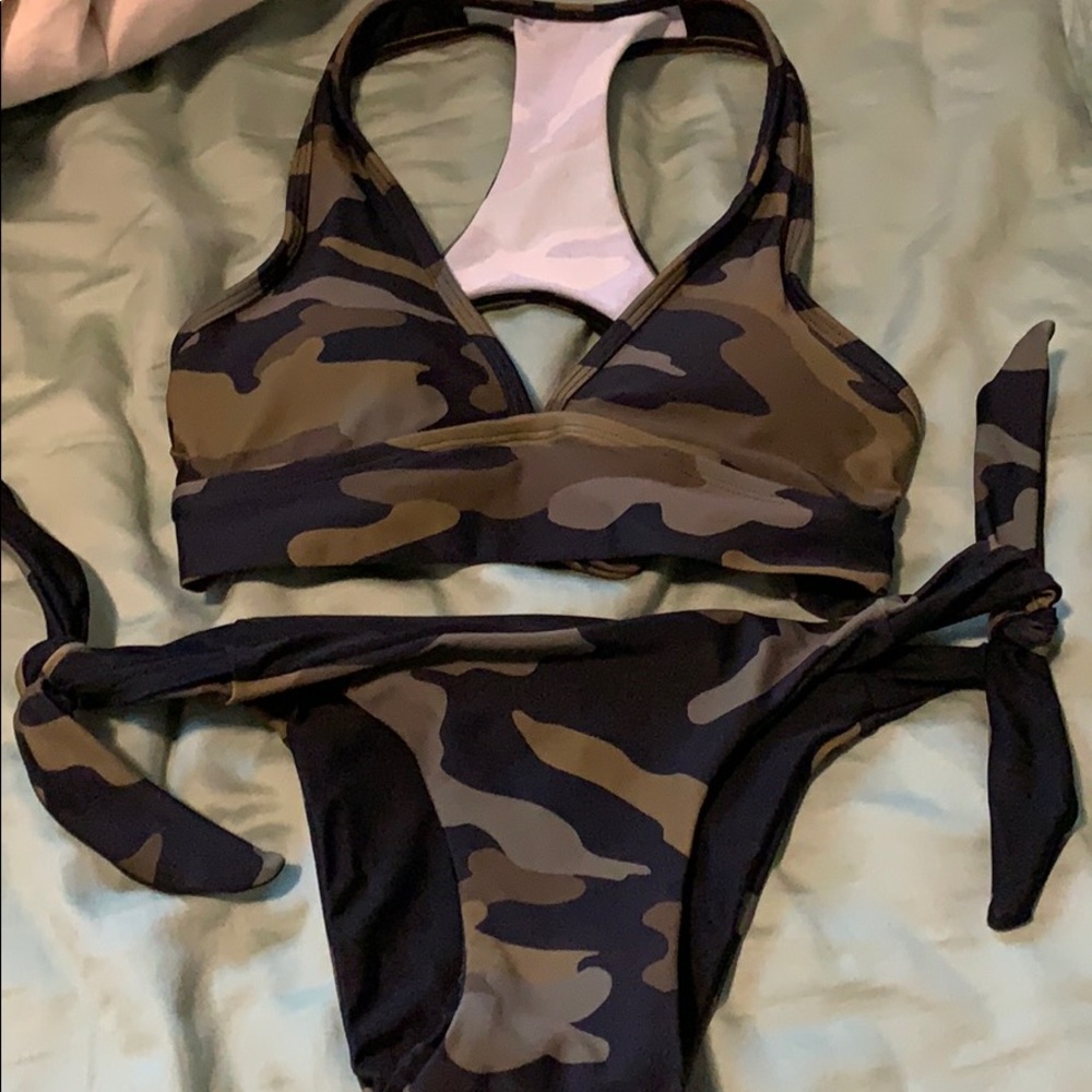Camo 2 piece bikini set